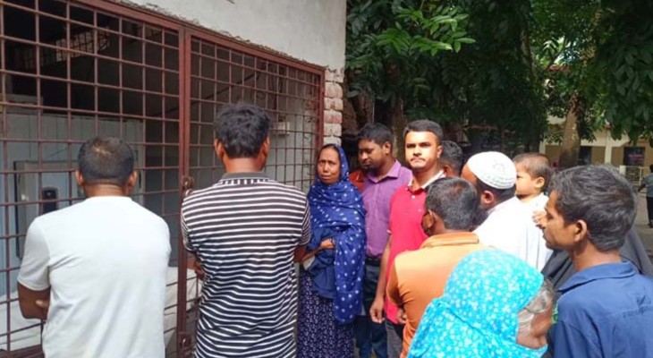 ঝিনাইদহে সাপের কামড়ে ঘুমন্ত মাদ্রাসাছাত্রের মৃত্যু